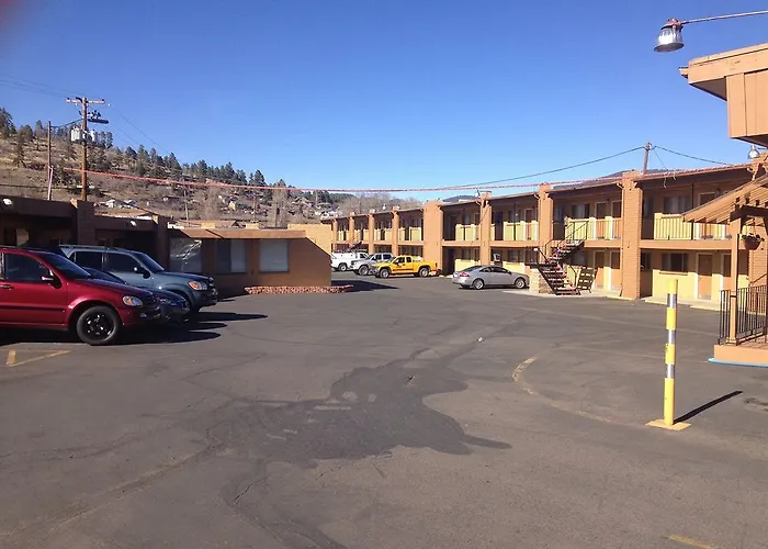 Motel Snow Peak 2*